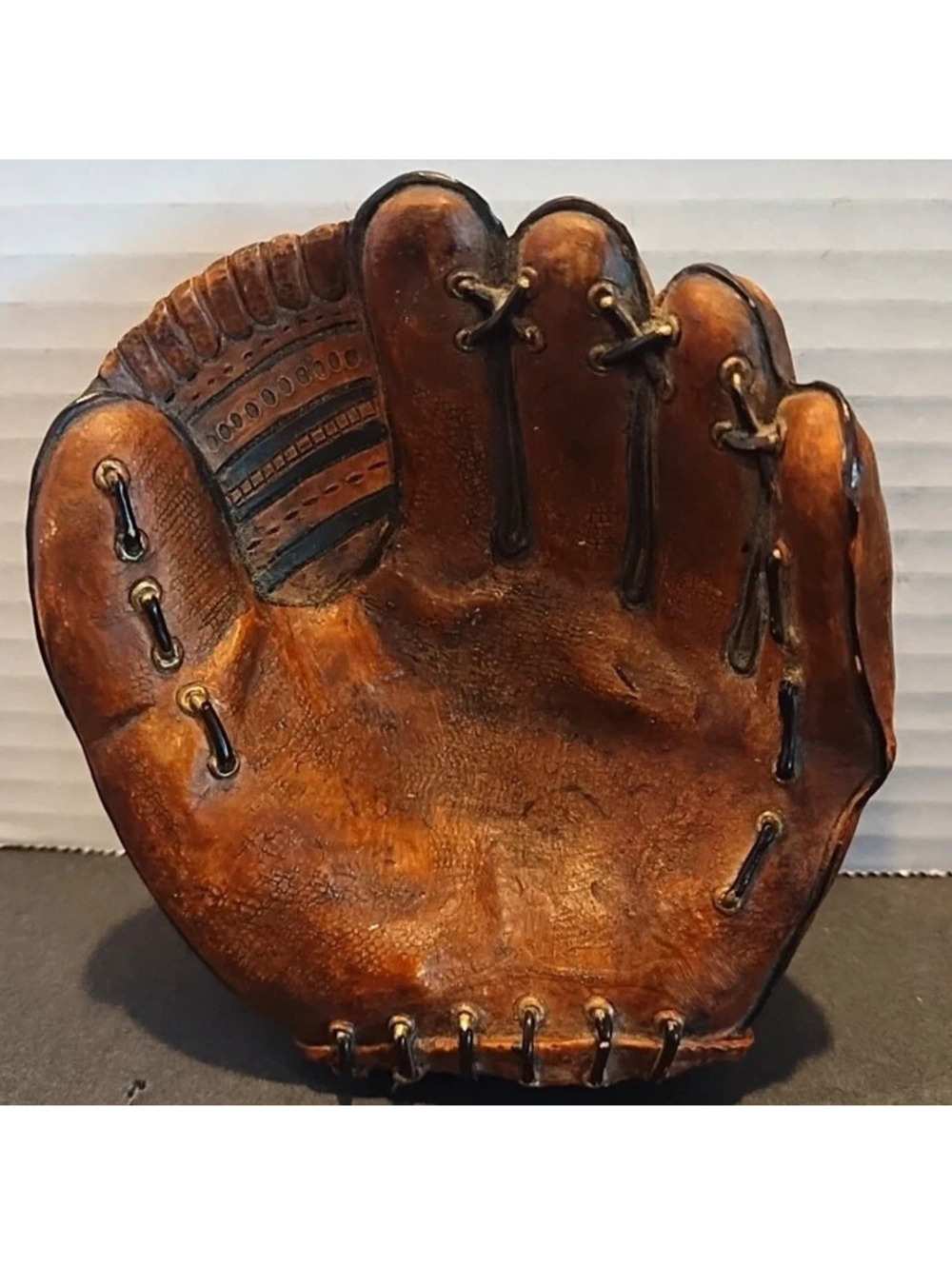 Russ Berrie Yesterdays Ballgame Glove Baseball Softball Jewelry Trinket Dish